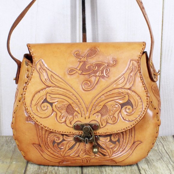 Vintage Brown Leather Hand-Carved Stitched Detail Shoulder Bag - Picture 2 of 12